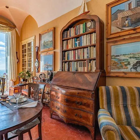 Casa D'artista - In Residenza Di Charme לינה וארוחת בוקר 4*