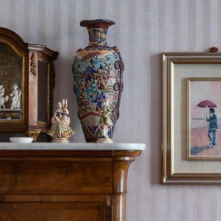 Casa D'artista - In Residenza Di Charme Alojamento de Acomodação e Pequeno-almoço 4*
