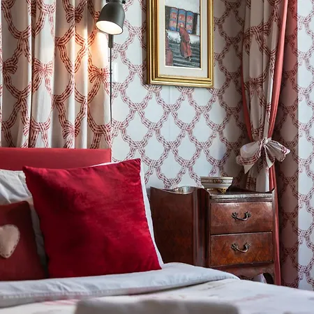 住宿加早餐酒店 Casa D'artista - In Residenza Di Charme 4*