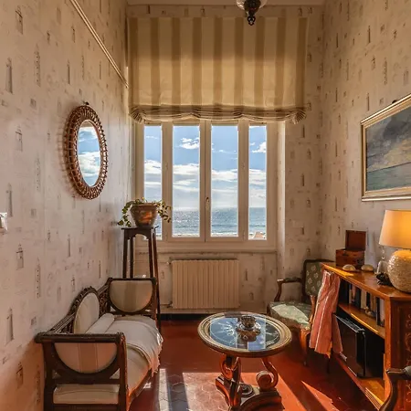 Casa D'artista - In Residenza Di Charme 住宿加早餐酒店 4*