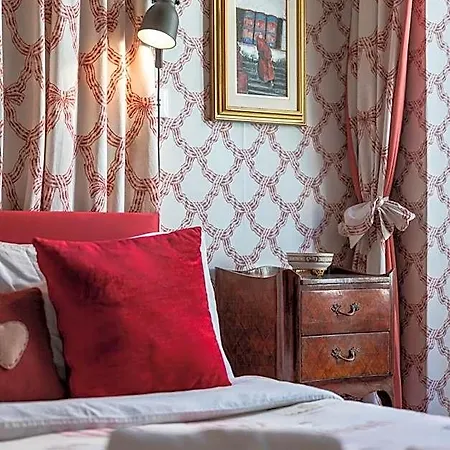 Bed & Breakfast Casa D'artista - In Residenza Di Charme