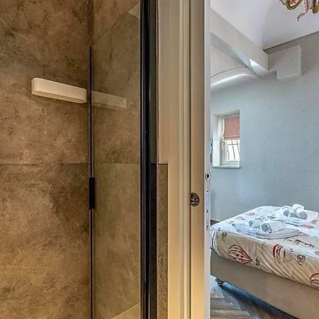 Casa D'artista - In Residenza Di Charme Alojamento de Acomodação e Pequeno-almoço Alassio