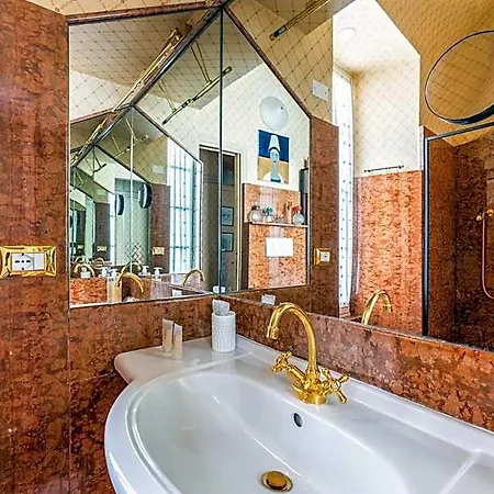 Casa D'artista - In Residenza Di Charme Alojamento de Acomodação e Pequeno-almoço 4*