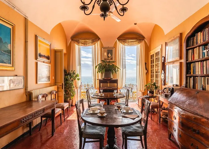 Bed & Breakfast Casa D'artista - In Residenza Di Charme Alassio