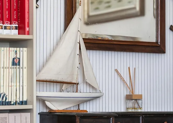 Bed & Breakfast Casa D'artista - In Residenza Di Charme 4*