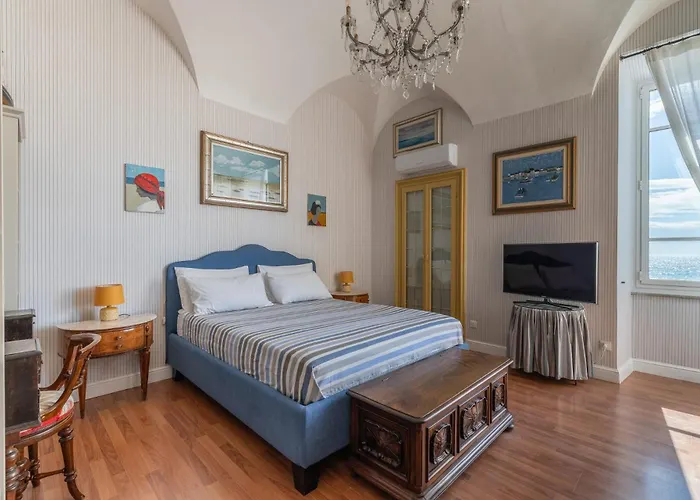 Casa D'artista - In Residenza Di Charme Bed & Breakfast Alassio