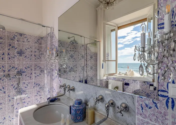 Bed & Breakfast Casa D'artista - In Residenza Di Charme 4*