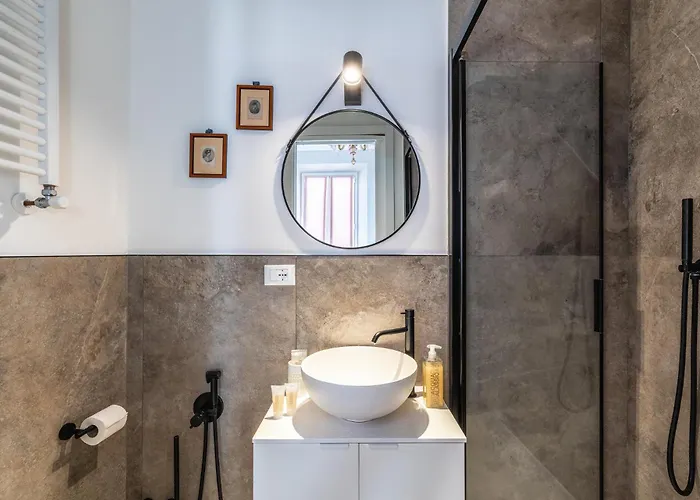 Casa D'artista - In Residenza Di Charme Couette-café Alassio