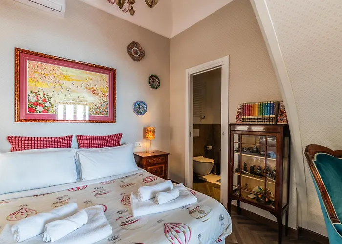 Casa D'artista - In Residenza Di Charme Couette-café Alassio